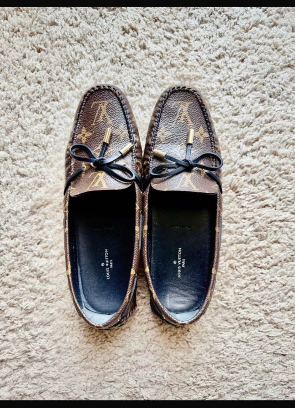 LOUIS VUITTON LV Gloria Moccasins